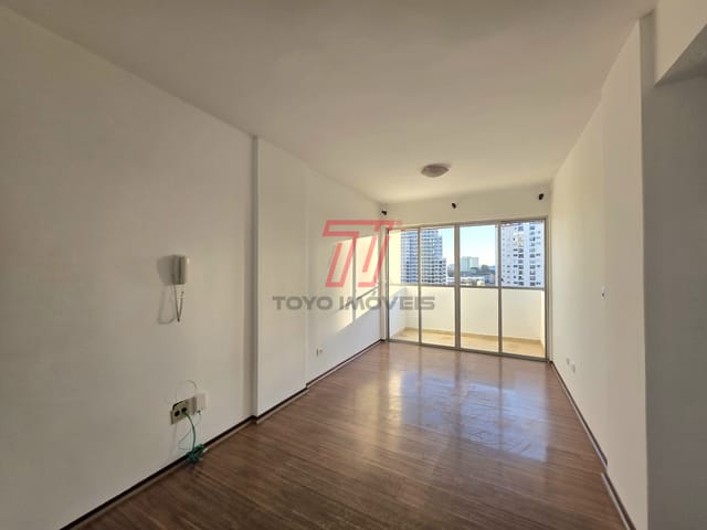 Apartamento 2 quartos e 2 banheiros, à venda ou para alugar, no bairro Portão em Curitiba