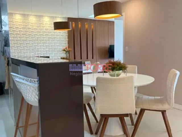Apartamento 2 quartos e 2 banheiros, à venda, no bairro Nossa Senhora da Vitória em Ilhéus