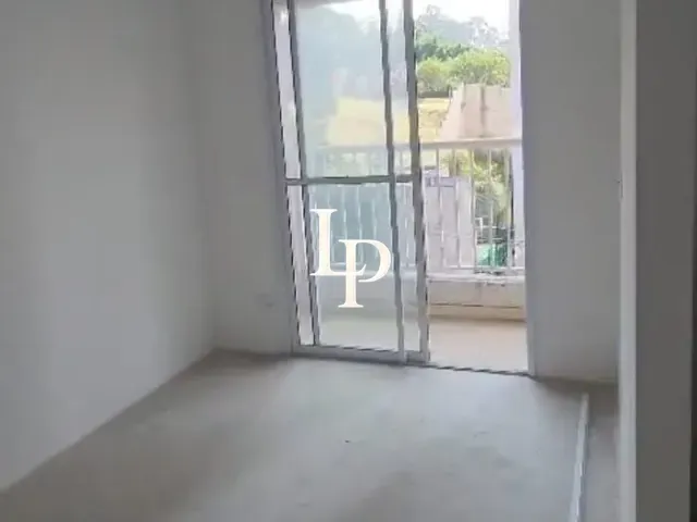 Apartamento 2 quartos e 1 banheiro, à venda, no bairro Sítio da Figueira em São Paulo
