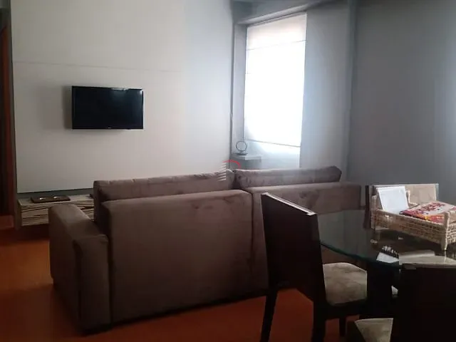 Apartamento 1 quarto e 1 banheiro, para alugar, no bairro Centro em Londrina