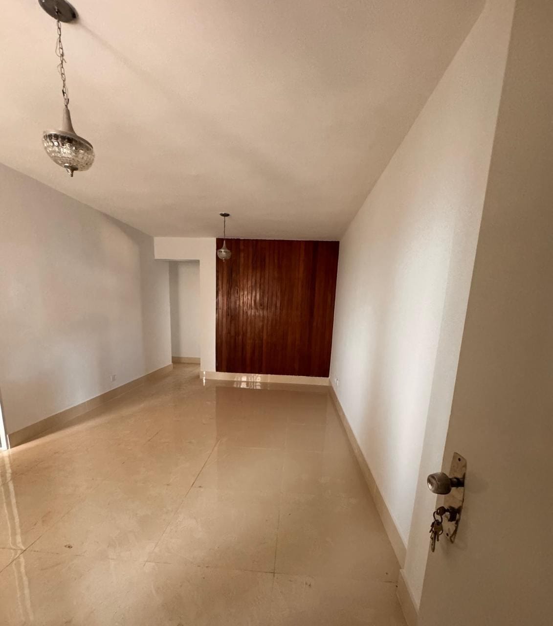 Apartamento à venda com 3 quartos, 91m² - Foto 2