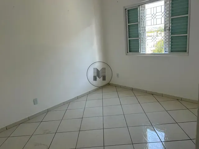 Apartamento 2 quartos e 2 banheiros, para alugar, no bairro Pedregulho em Guaratinguetá