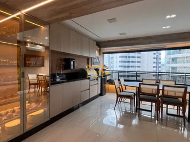 Apartamento com 191m² 4 quartos e 4 banheiros, à venda, no bairro Umarizal em Belém