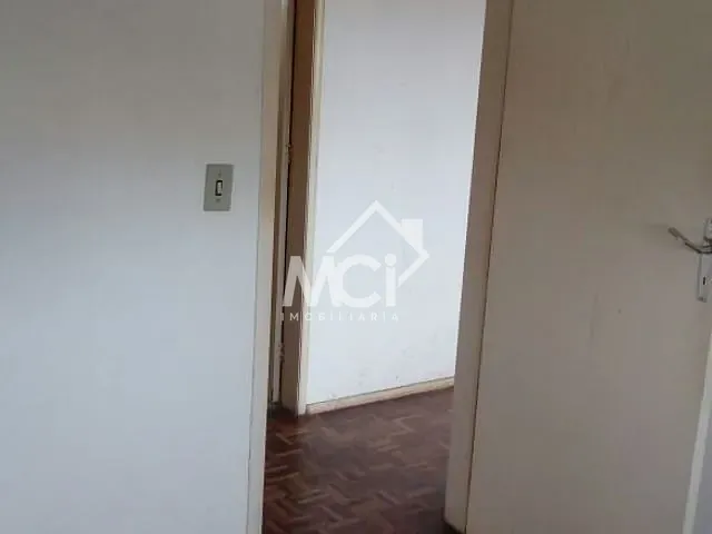 Apartamento com 96m² 4 quartos e 2 banheiros, à venda, no bairro Centro em Pelotas