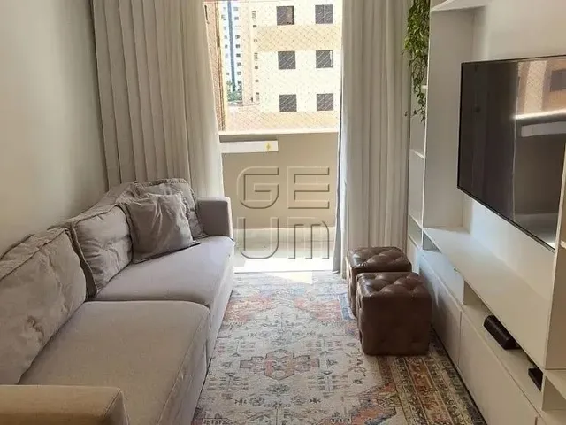 Apartamento com 10m² 3 quartos e 3 banheiros, à venda, no bairro Centro em Londrina