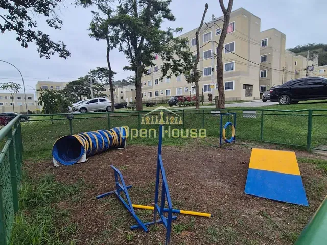Apartamento 2 quartos e 1 banheiro, à venda, no bairro São Luiz em Volta Redonda