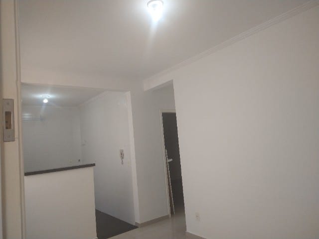 Apartamento 2 quartos e 1 banheiro, à venda, no bairro Residencial Sítio Santo Antônio em Taubaté
