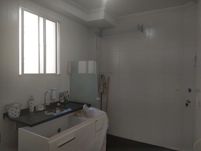 Apartamento 2 quartos e 1 banheiro, à venda, no bairro Residencial Sítio Santo Antônio em Taubaté