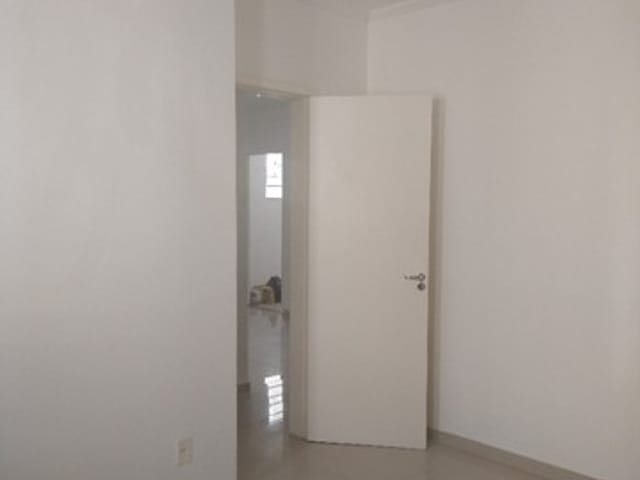 Apartamento 2 quartos e 1 banheiro, à venda, no bairro Residencial Sítio Santo Antônio em Taubaté