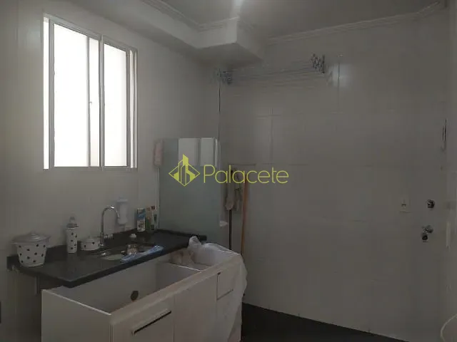 Apartamento 2 quartos e 1 banheiro, à venda, no bairro Residencial Sítio Santo Antônio em Taubaté