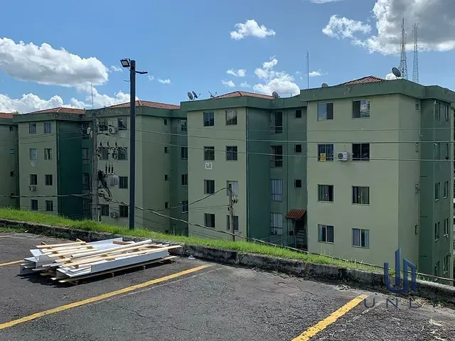 Apartamento 2 quartos e 1 banheiro, à venda, no bairro Parque Independência em Barra Mansa