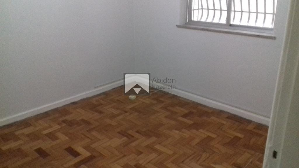 Apartamento à venda com 3 quartos, 100m² - Foto 14