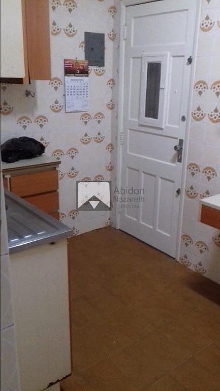 Apartamento à venda com 3 quartos, 100m² - Foto 9