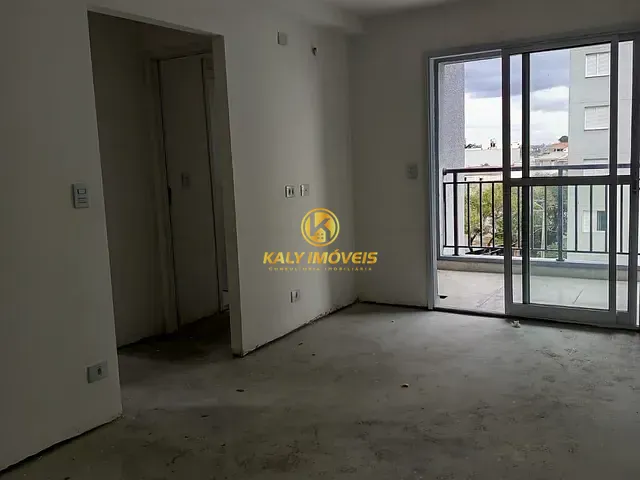 Apartamento 2 quartos e 1 banheiro, à venda, no bairro Utinga em Santo André