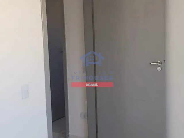 Apartamento com 140m² 2 quartos e 1 banheiro, à venda, no bairro Campo Pequeno em Colombo
