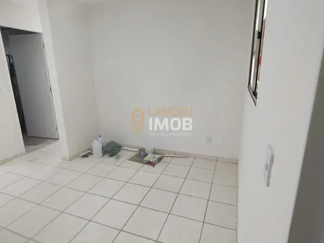 Apartamento 2 quartos e 1 banheiro, à venda, no bairro Jardim Tupi em Jundiaí