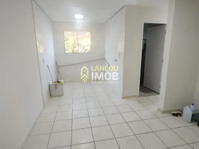 Apartamento 2 quartos e 1 banheiro, à venda, no bairro Jardim Tupi em Jundiaí