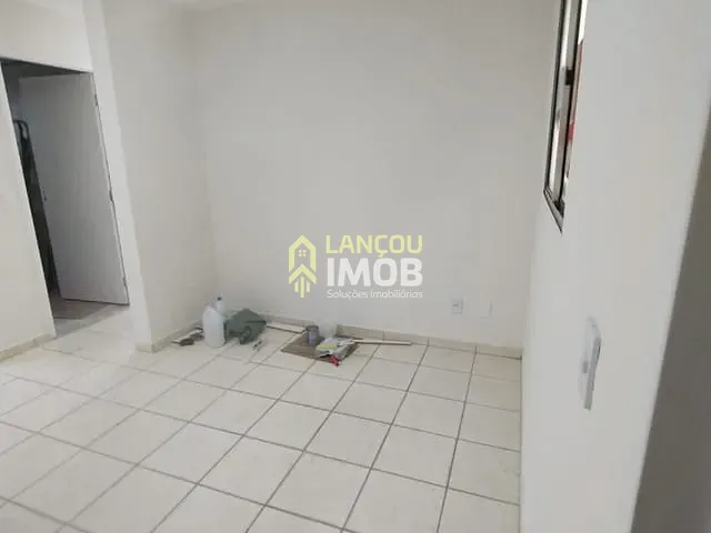Apartamento 2 quartos e 1 banheiro, à venda, no bairro Jardim Tupi em Jundiaí