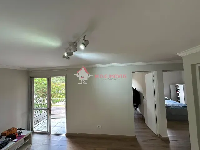Apartamento 2 quartos e 1 banheiro, para alugar, no bairro Parque Reboucas em São Paulo