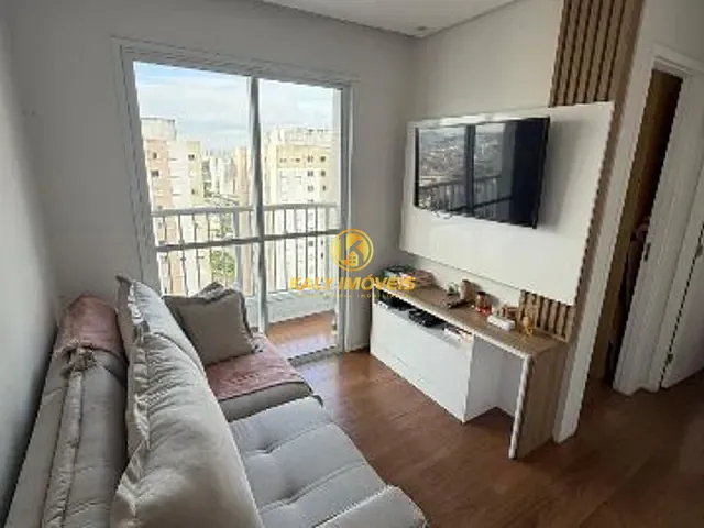 Apartamento 2 quartos e 1 banheiro, à venda, no bairro Sítio da Figueira em São Paulo