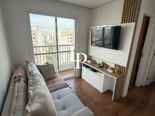 Apartamento 2 quartos e 1 banheiro, à venda, no bairro Sítio da Figueira em São Paulo