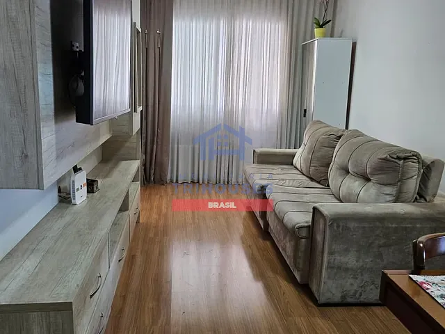 Apartamento 3 quartos e 2 banheiros, à venda, no bairro Capão Raso em Curitiba