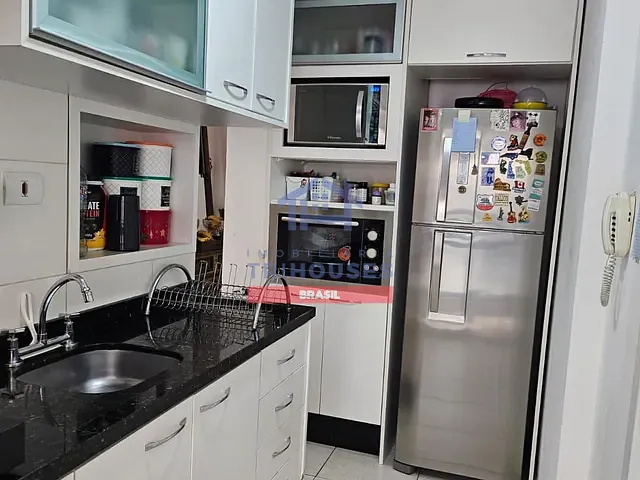Apartamento 3 quartos e 2 banheiros, à venda, no bairro Capão Raso em Curitiba