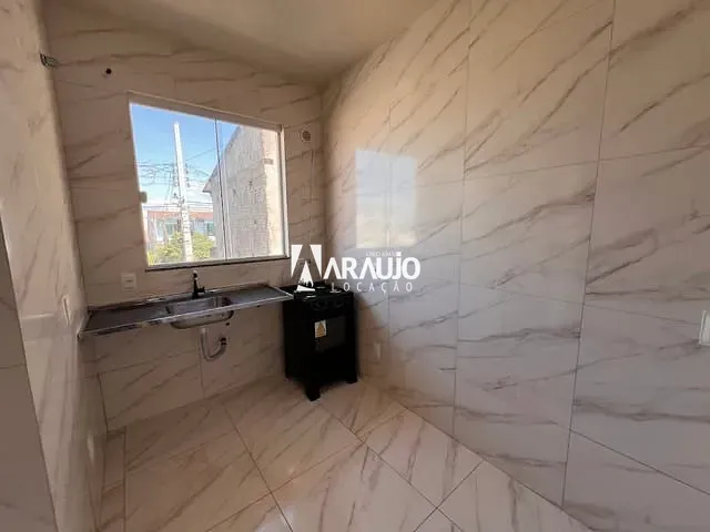 Apartamento 2 quartos e 1 banheiro, para alugar, no bairro Espinheiros em Itajaí