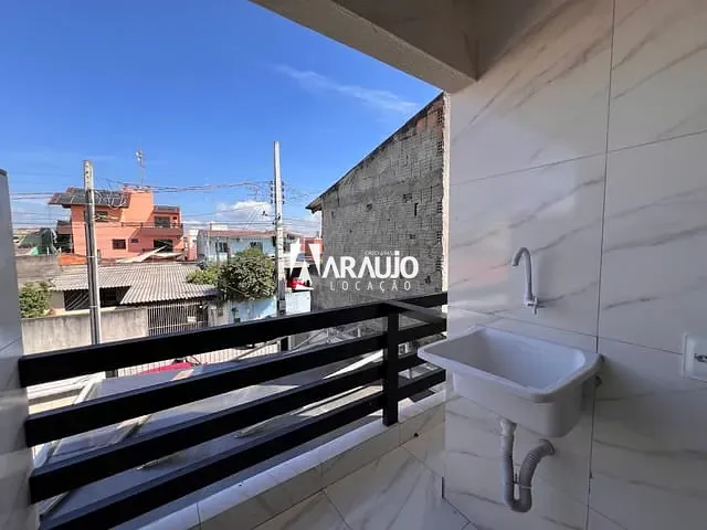 Apartamento 2 quartos e 1 banheiro, para alugar, no bairro Espinheiros em Itajaí