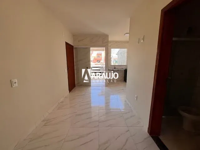 Apartamento 2 quartos e 1 banheiro, para alugar, no bairro Espinheiros em Itajaí