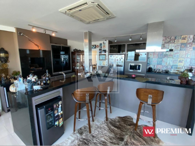 Apartamento com 296m² 4 quartos e 5 banheiros, à venda, no bairro Morretes em Itapema