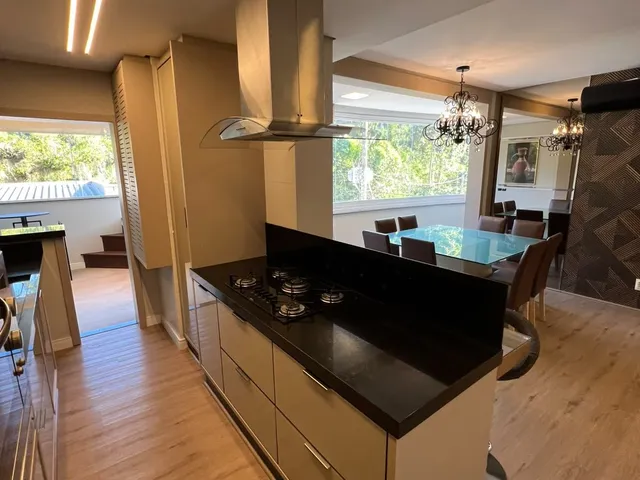 Apartamento 3 quartos e 3 banheiros, à venda, no bairro Ressacada em Itajaí