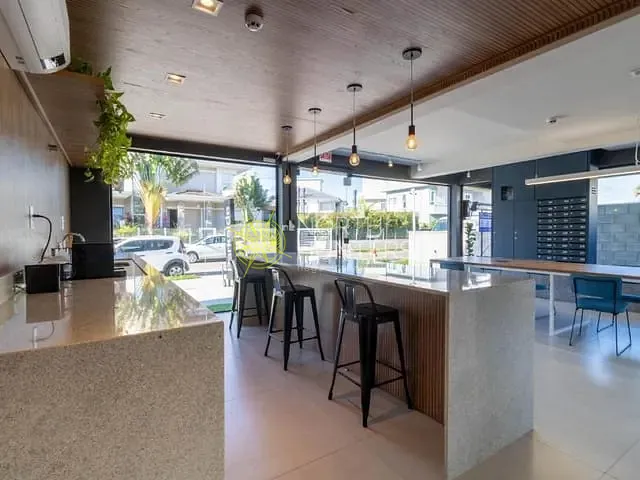 Apartamento com 92m² 1 quarto e 1 banheiro, à venda, no bairro Cachoeira do Bom Jesus em Florianópolis
