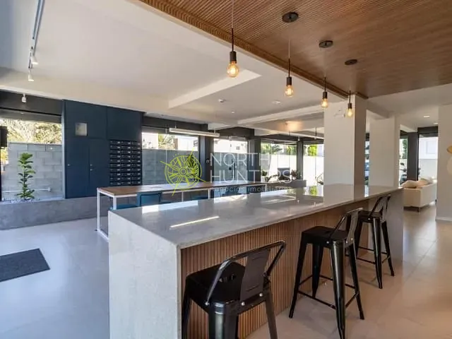 Apartamento com 92m² 1 quarto e 1 banheiro, à venda, no bairro Cachoeira do Bom Jesus em Florianópolis