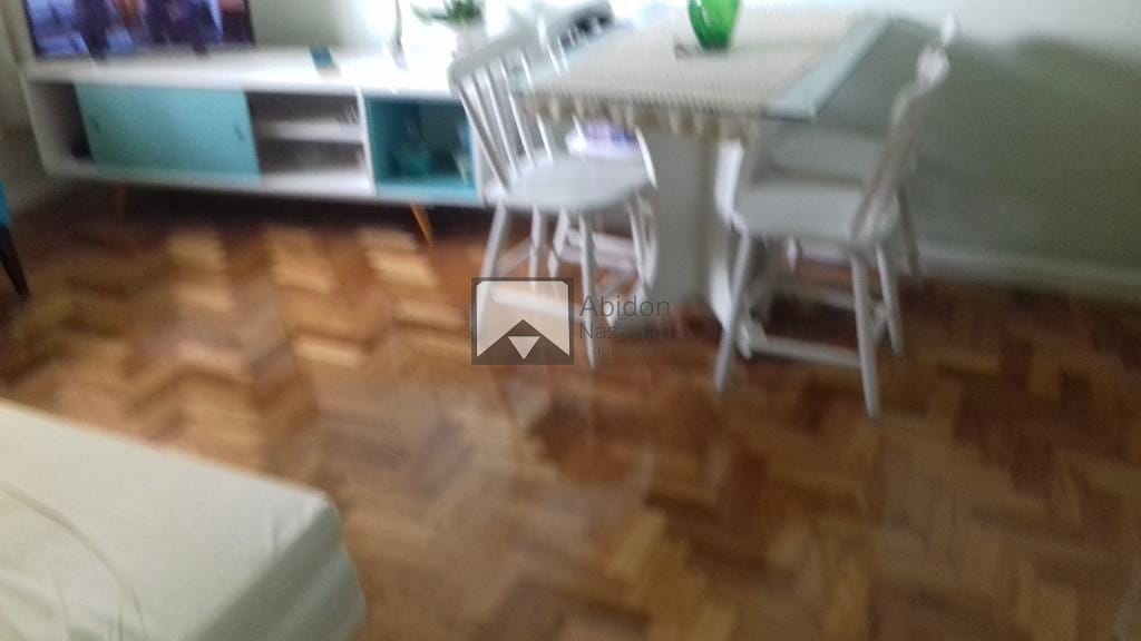 Apartamento à venda com 2 quartos, 65m² - Foto 3