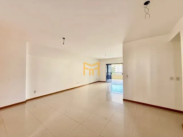 Apartamento 4 quartos e 6 banheiros, à venda, no bairro Nazaré em Belém