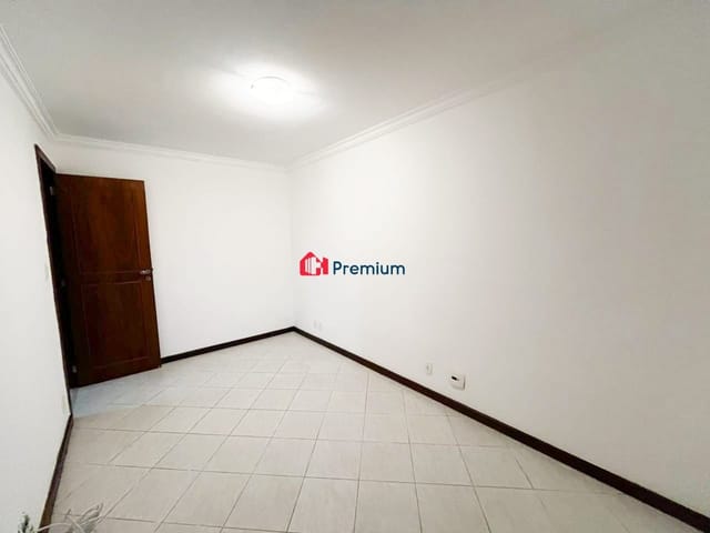 Apartamento 2 quartos e 1 banheiro, à venda, no bairro Jacarepaguá em Rio de Janeiro