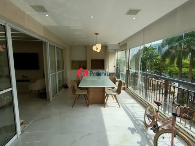 Apartamento 4 quartos e 5 banheiros, à venda, no bairro Barra da Tijuca em Rio de Janeiro