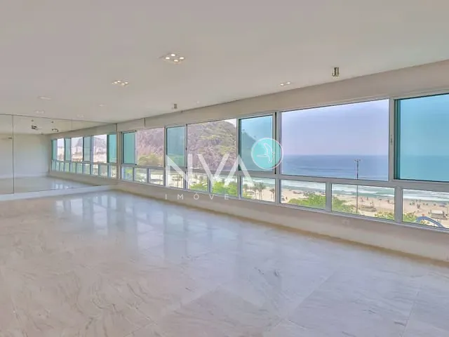Apartamento com 178m² 3 quartos e 3 banheiros, à venda, no bairro Copacabana em Rio de Janeiro