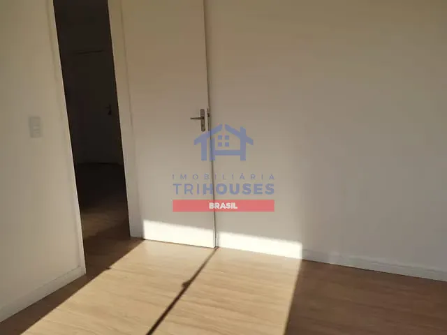 Apartamento com 40m² 2 quartos e 1 banheiro, à venda, no bairro Bom Jesus em Campo Largo