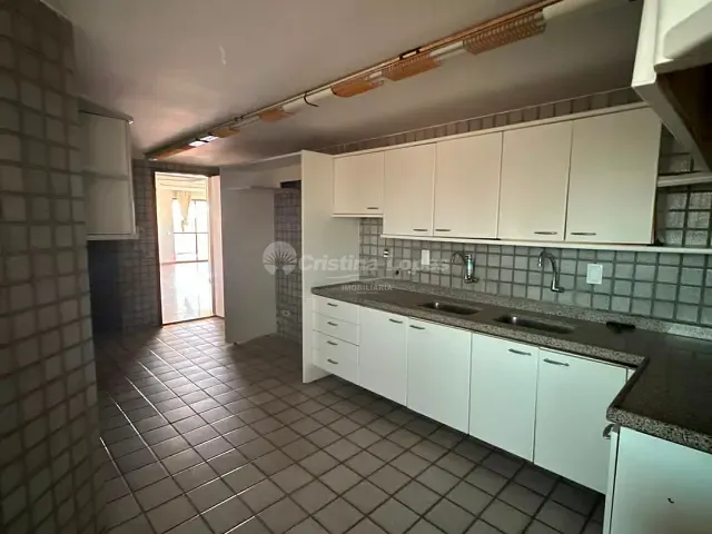Apartamento 3 quartos e 5 banheiros, à venda, no bairro Jóquei em Teresina