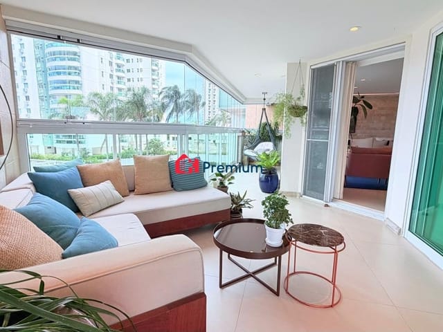 Apartamento 4 quartos e 5 banheiros, à venda, no bairro Barra da Tijuca em Rio de Janeiro