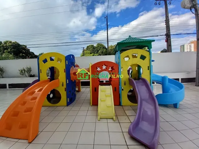 Apartamento com 180m² 4 quartos e 3 banheiros, para alugar, no bairro Fátima em Teresina
