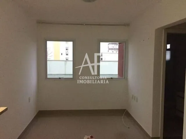 Apartamento com 54m² 2 quartos e 1 banheiro, à venda, no bairro Centro em Taubaté