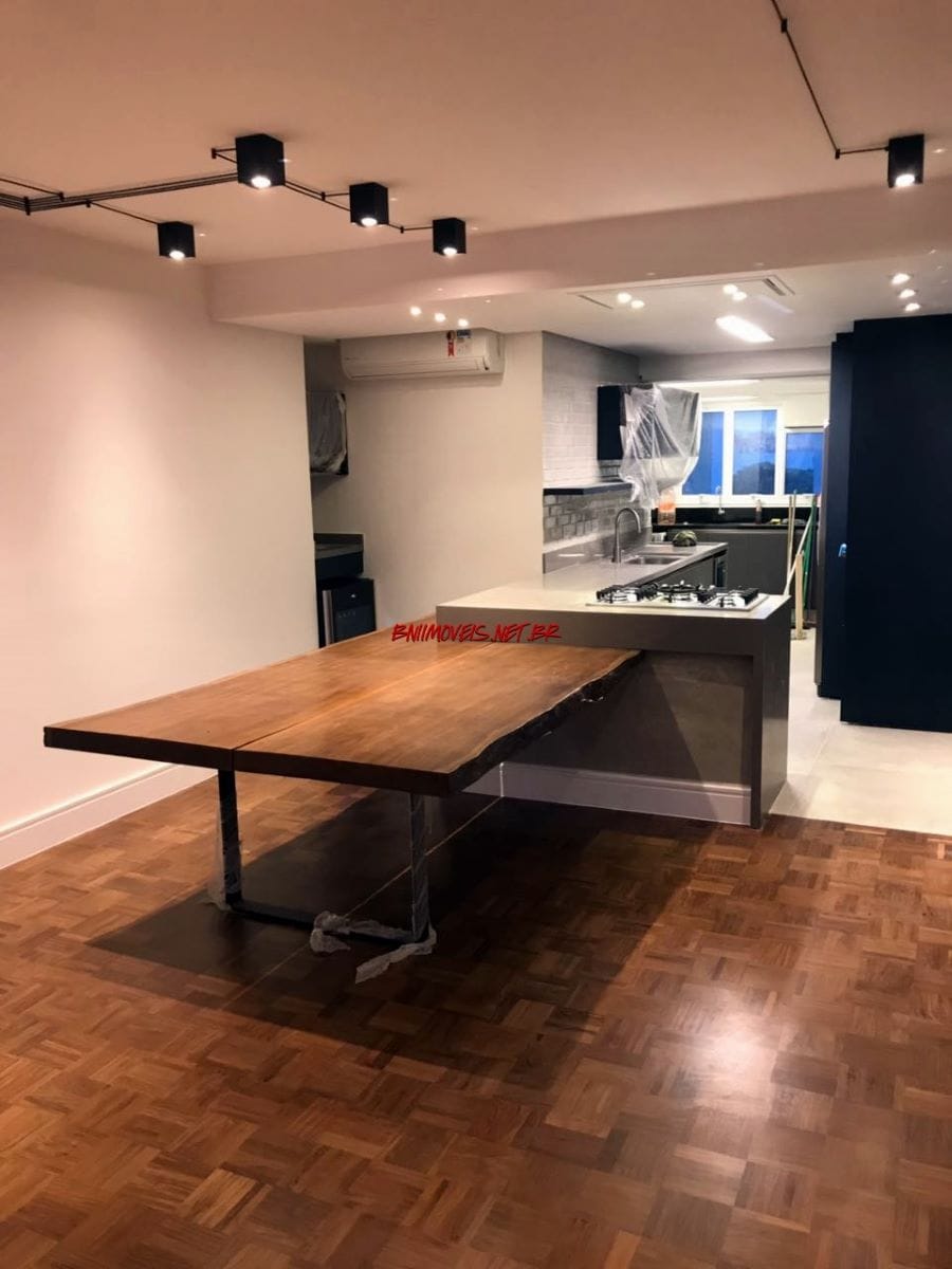 Apartamento, 3 quartos, 168 m² - Foto 1