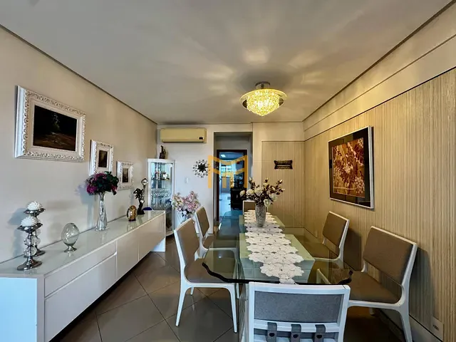 Apartamento 3 quartos e 5 banheiros, à venda, no bairro Umarizal em Belém