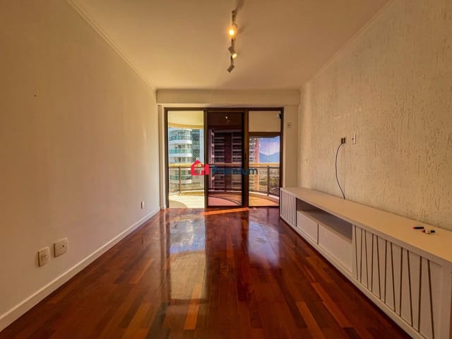 Apartamento 2 quartos e 3 banheiros, à venda, no bairro Barra da Tijuca em Rio de Janeiro
