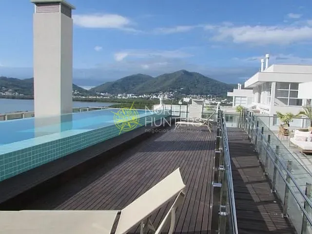 Apartamento com 110m² 2 quartos e 3 banheiros, para alugar, no bairro João Paulo em Florianópolis