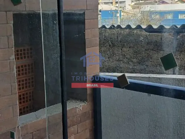 Apartamento 2 quartos e 1 banheiro, à venda, no bairro Guarani em Colombo