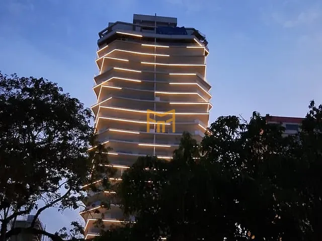 Apartamento 3 quartos e 4 banheiros, à venda, no bairro Batista Campos em Belém
